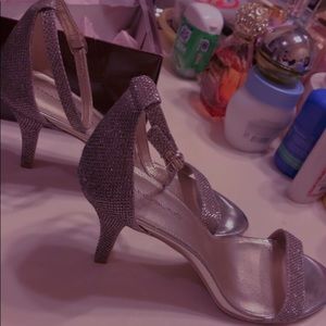 BANDOLINO HEELS, size 8 1/2